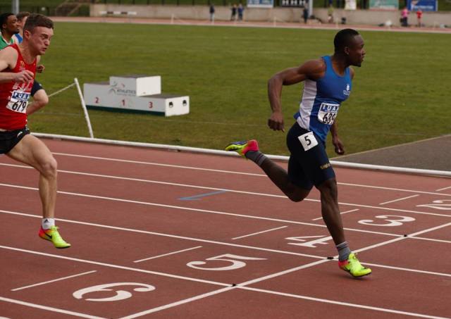 Travane Morrison winning the Irish University Challenge 100m sprint